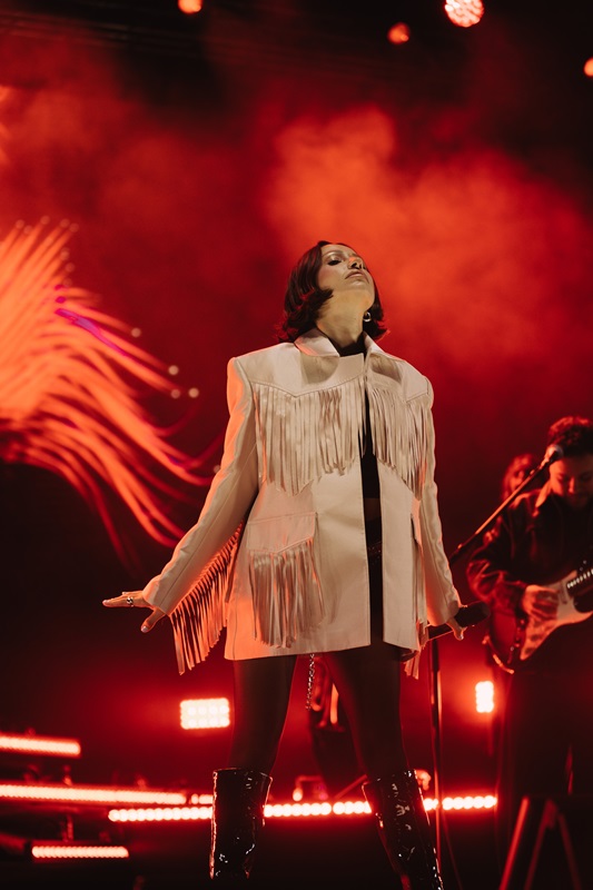  Zeynep Bast�k Antalya�da Aç�k Hava Sezonunu Açt� 